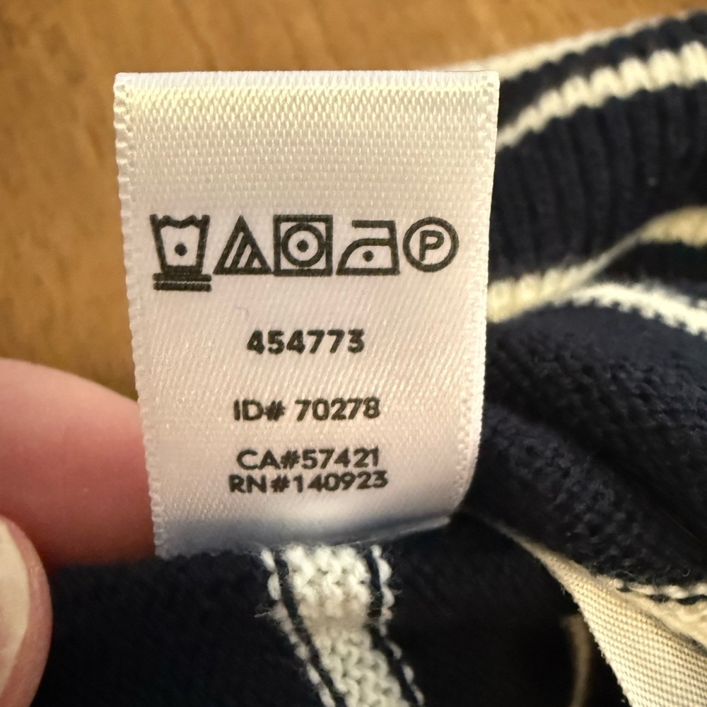 LOFT NWT size XS navy and white striped sweater. - Picture 6 of 6